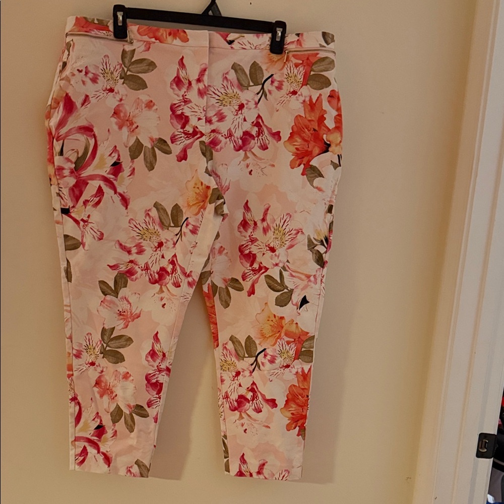 Calvin Klein Floral Print Pants - Pink and Orange